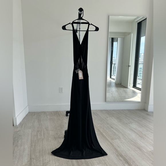 CATERINA Meshki Size Small Slinky Mesh Halter Maxi Dress - Black - Picture 12 of 12